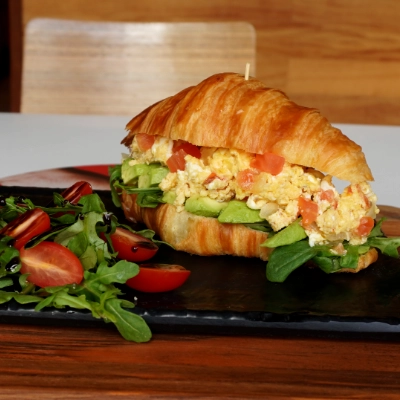 ARUGULA & EGG SANDWICH